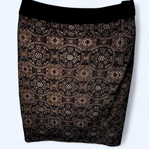 The Limited black and cream lace patterned Pencil Skirt 0